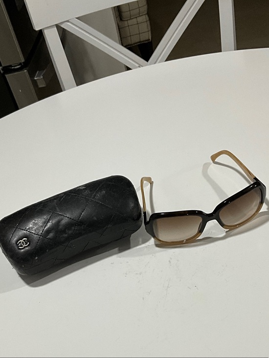 CHANEL Accessories - CHANEL Two-Tone Black and Tan Gradient Sunglasses